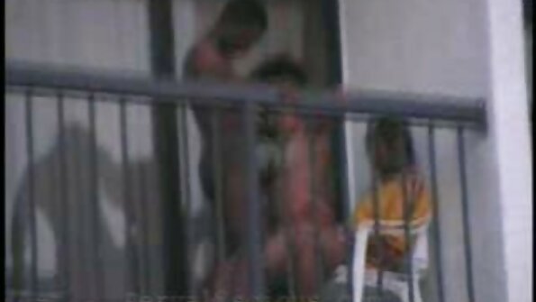 Pelajar perempuan memerlukan lesen pemandu dan dapatkannya hanya dengan farajnya