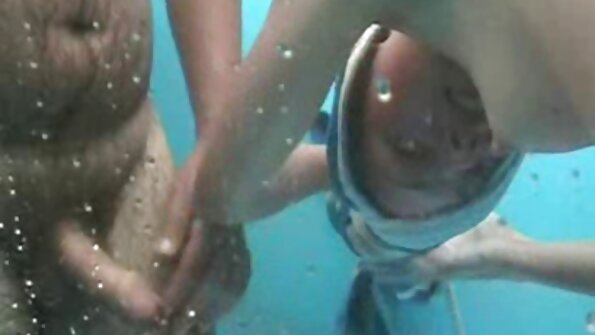 Babe lazat mendapat shagged oleh abang tiri miangnya